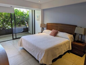 2 chambres, fer et planche à repasser, accès au Wi-Fi (inclus)