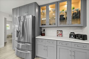 Interior - Palmasis Oasis - A Picturesque Luxury waterfront Getaway (Palm Coast)