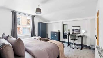 2 chambres, fer et planche Ă repasser, Wi-Fi, draps fournis