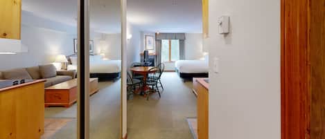 1 bedroom, free WiFi, bed sheets