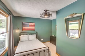 5 chambres, fer et planche à repasser, Wi-Fi, draps fournis