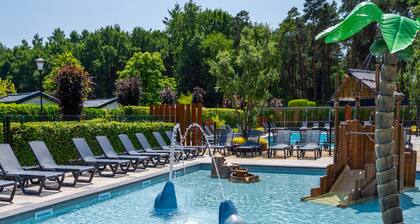 Beautiful Chalet With Airco, in a Holiday Park