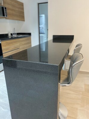 Dining - New condo, Clean, Central to Everything In Cancún (Cancún)