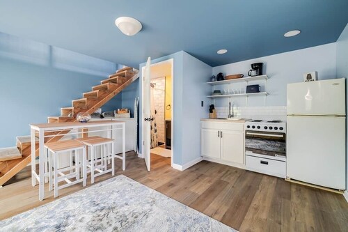 Tiny House 20 Mins from Beach