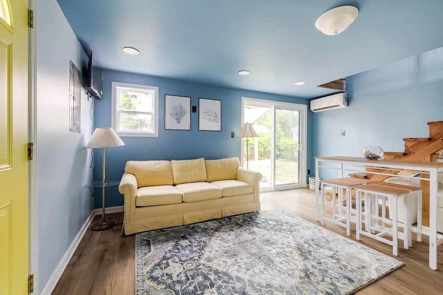 Tiny House 20 Mins From Beach - Brunswick, GA