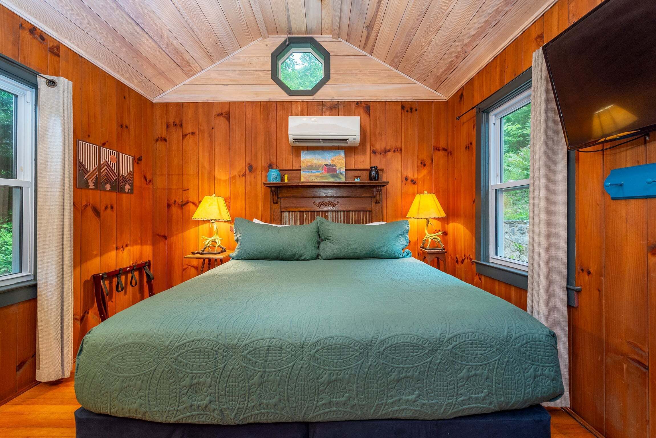 1 bedroom, desk, iron/ironing board, free WiFi