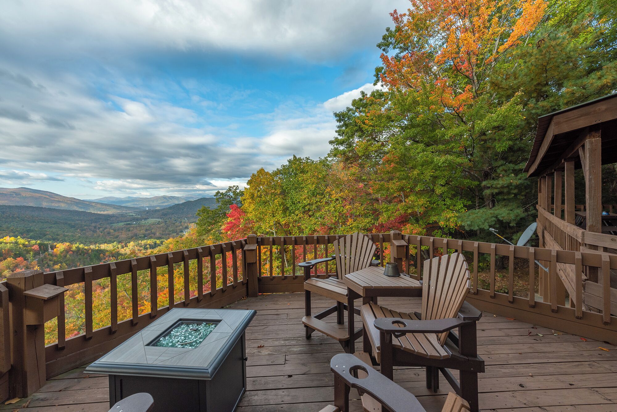 Forget Me Not | Cozy Log Cabin & Breathtaking Mountain Views!