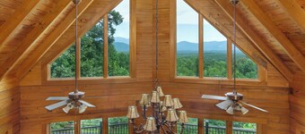 Grandview Lodge | Large 4 Bedroom Mountain Cabin with Hot Tub & Views!
