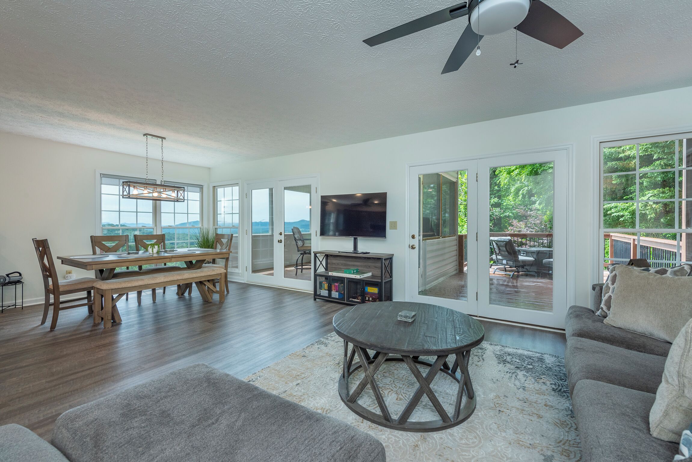 Smart TV, fireplace, video games, printers