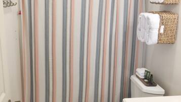 Towels, soap, shampoo, toilet paper