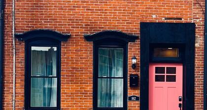 Cozy, walkable 1-bedroom apartment in Pittsburgh with WiFi, AC