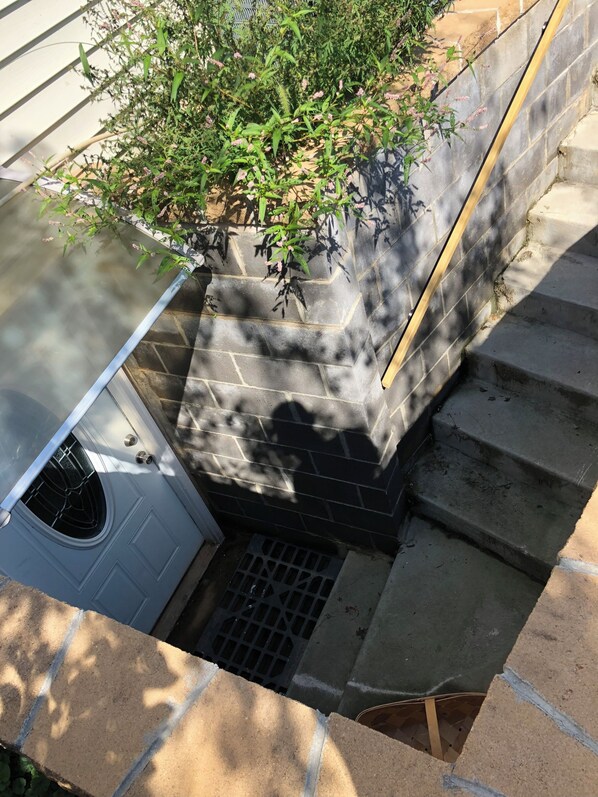 Exterior detail - Cozy 1-bedroom apartment with WiFi, AC in enchanting Lansdale (Lansdale)