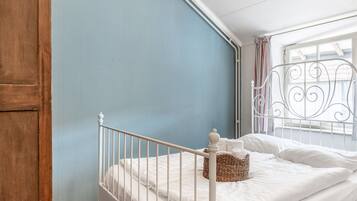 Cottage | 2 bedrooms, individually furnished