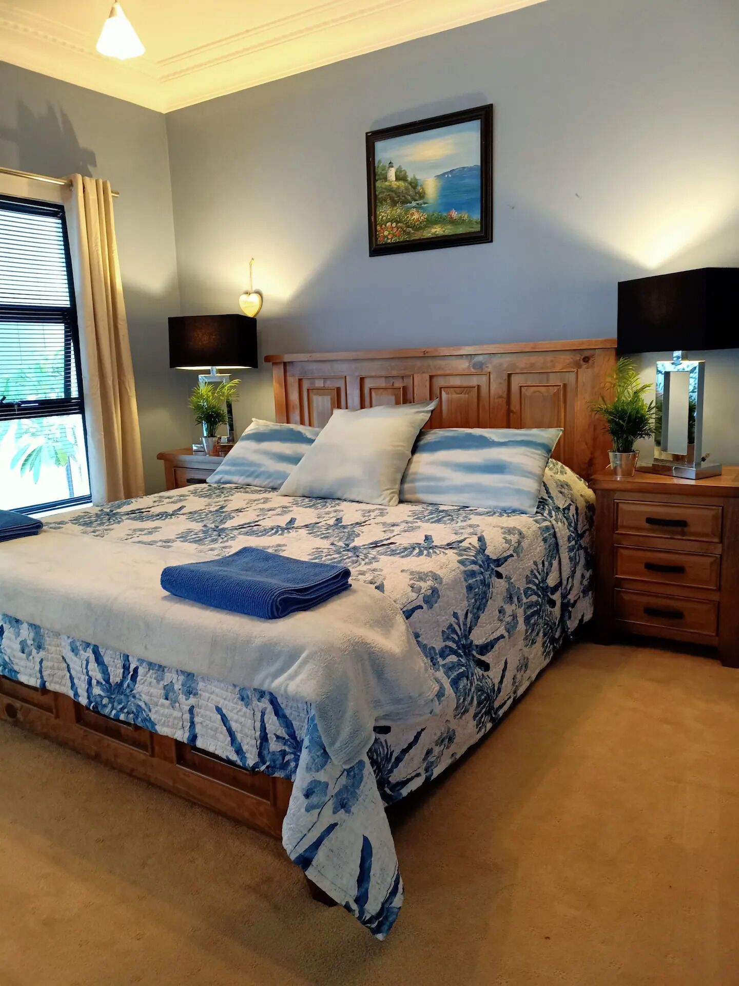 4 bedrooms, iron/ironing board, travel cot, free WiFi