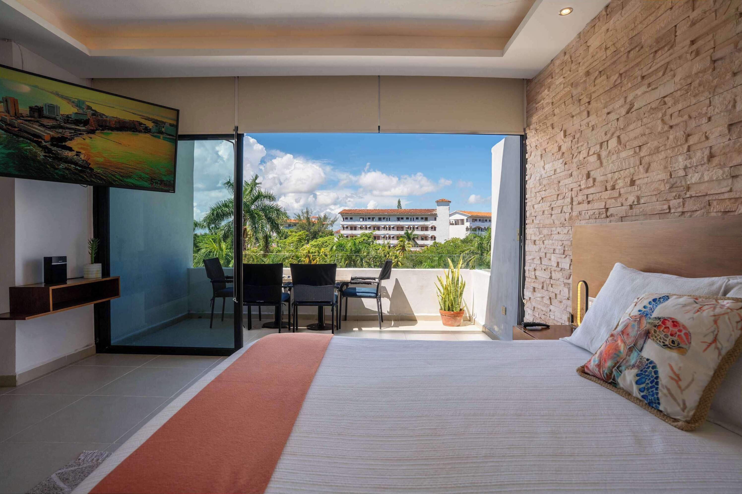 1 bedroom, iron/ironing board, travel crib, WiFi