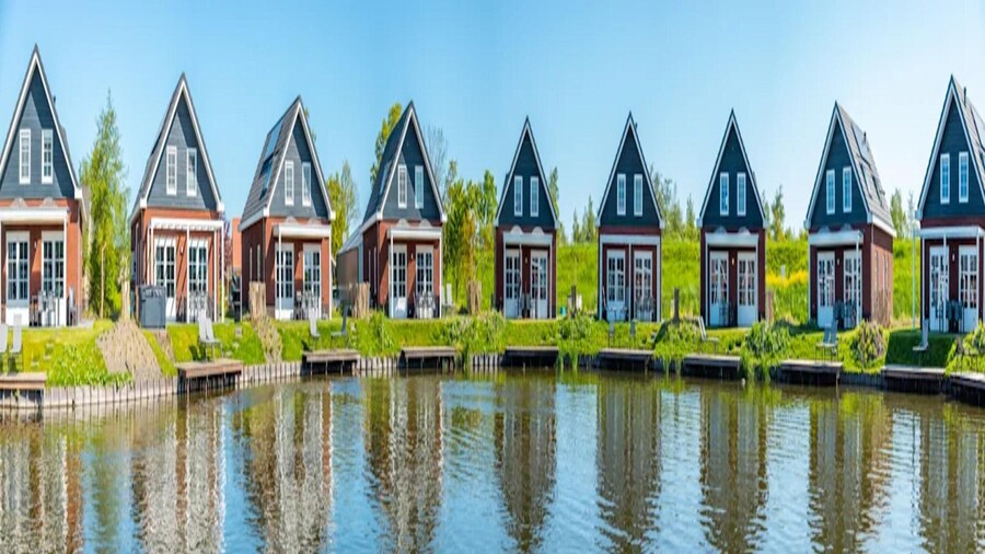 Sustainable Water Villa With Sauna