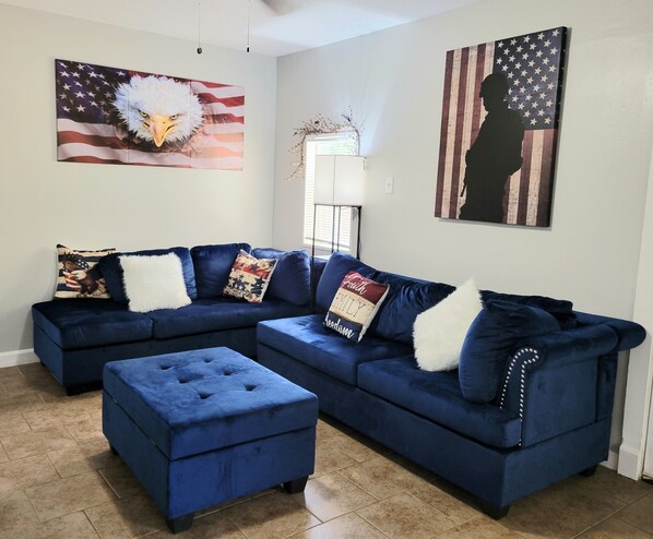 Living area - This is a cozy Military/USA themed home by Lackland AFB . 4 Bedroom, 1 Bath. (San Antonio)