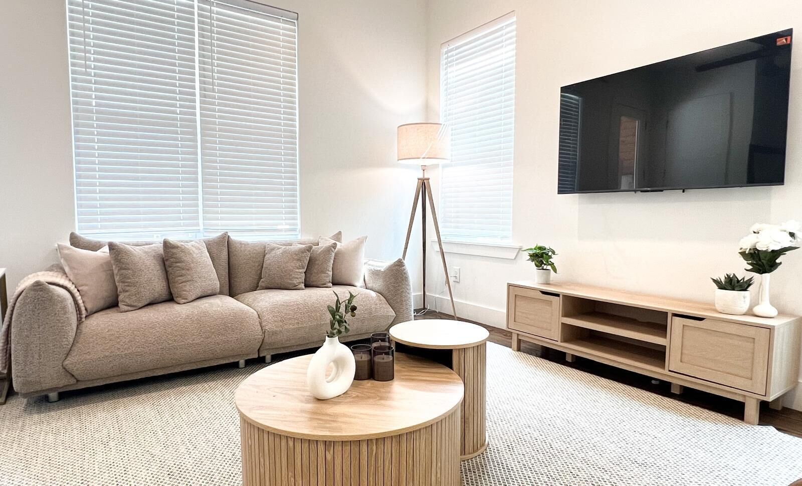 Comfy luxury 3-bedroom house in lovely Nashville