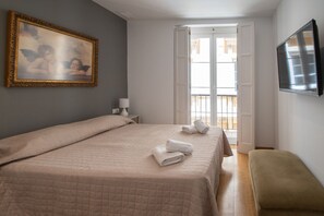 1 bedroom, internet, bed sheets