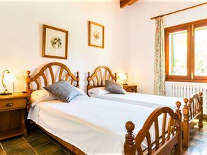 Vila | 5 kamar tidur dan dilengkapi dengan perabotan berbeda-beda