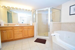 Apartment, 3 Schlafzimmer | Badezimmer