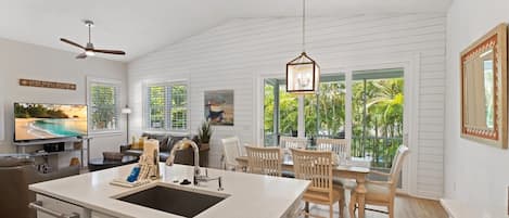 House, 3 Bedrooms | Private kitchen