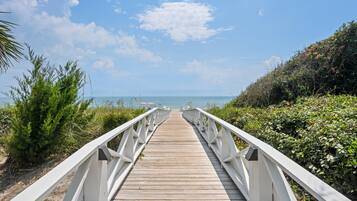 House, 5 Bedrooms | Pantai