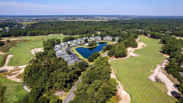 True Blue On 10th Hole, A Perfect Retreat For Golf Enthusiasts And Those Seeking A Relaxing Getaway 3 Bedroom Condo By Peace Vacations - Georgetown, SC
