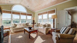 House, 4 Bedrooms | Living area - Delightful, Low Country Home With Dock On Debordieu Channel 4 Bedroom Home by Peace Vacations (Georgetown)