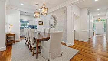 Condo, 3 Bedrooms | Private kitchen | Fridge, oven, coffee/tea maker, toaster