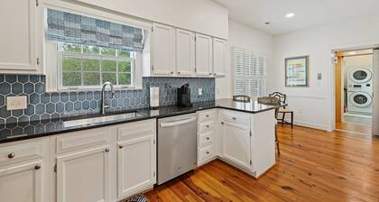 Perfect Blend Of Comfort And Modern Design For A Peaceful Retreat 3 Bedroom Villa by Peace Vacations