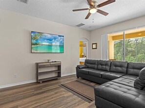 House, Multiple Bedrooms | Living area