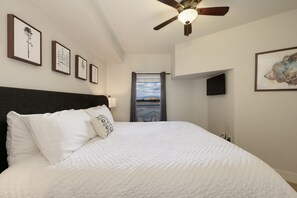 Condo, 1 Bedroom