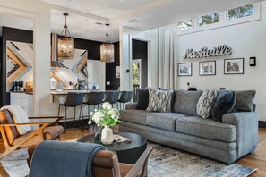 Smart TV, fireplace, books, offices - The Rambler - Sparkling Pool & Steps to 12 South! (Nashville)