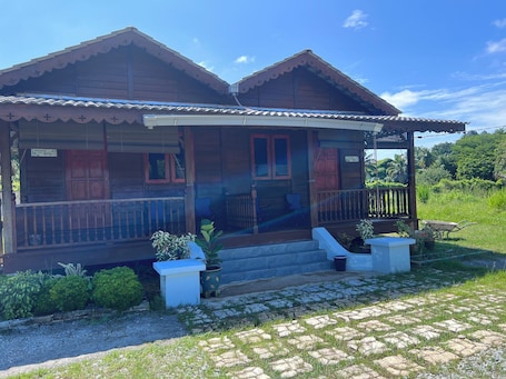 Front of property. Hotel O Sri Ayu Inn