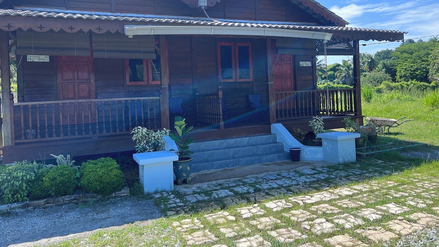 Hotel O Sri Ayu Inn
