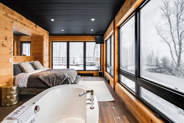 3 bedrooms, WiFi, bed sheets - The Glass Kabinhaus: Unmatched Mountain Living (Mont-Blanc)