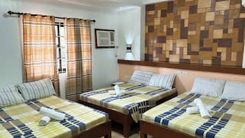 Quarto família | 1 quarto, escrivaninha, camas extras/dobráveis (sobretaxa)