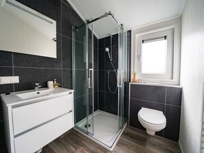 Chalet | Bathroom - Nice Chalet With Combi Microwave, Near the Maas (Kerkdriel)