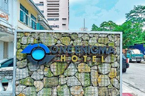 Front of property - OYO 91009 One Enigma Hotel (Kuala Lumpur)