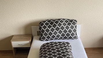 3 bedrooms, free WiFi, bed sheets