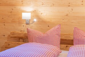 2 bedrooms, free WiFi, bed sheets - Apartment 'Fewo Wendelstein' with Shared Terrace, Shared Garden and Wi-Fi (Willingen (Upland))