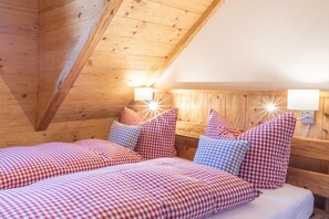 2 bedrooms, free WiFi, bed sheets - Apartment 'Fewo Rotwand' with Shared Terrace, Shared Garden and Wi-Fi (Willingen (Upland))