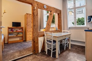Interior - Studio Apartment 'Ferienwohnung Stralsund' with Wi-Fi (Stralsund)