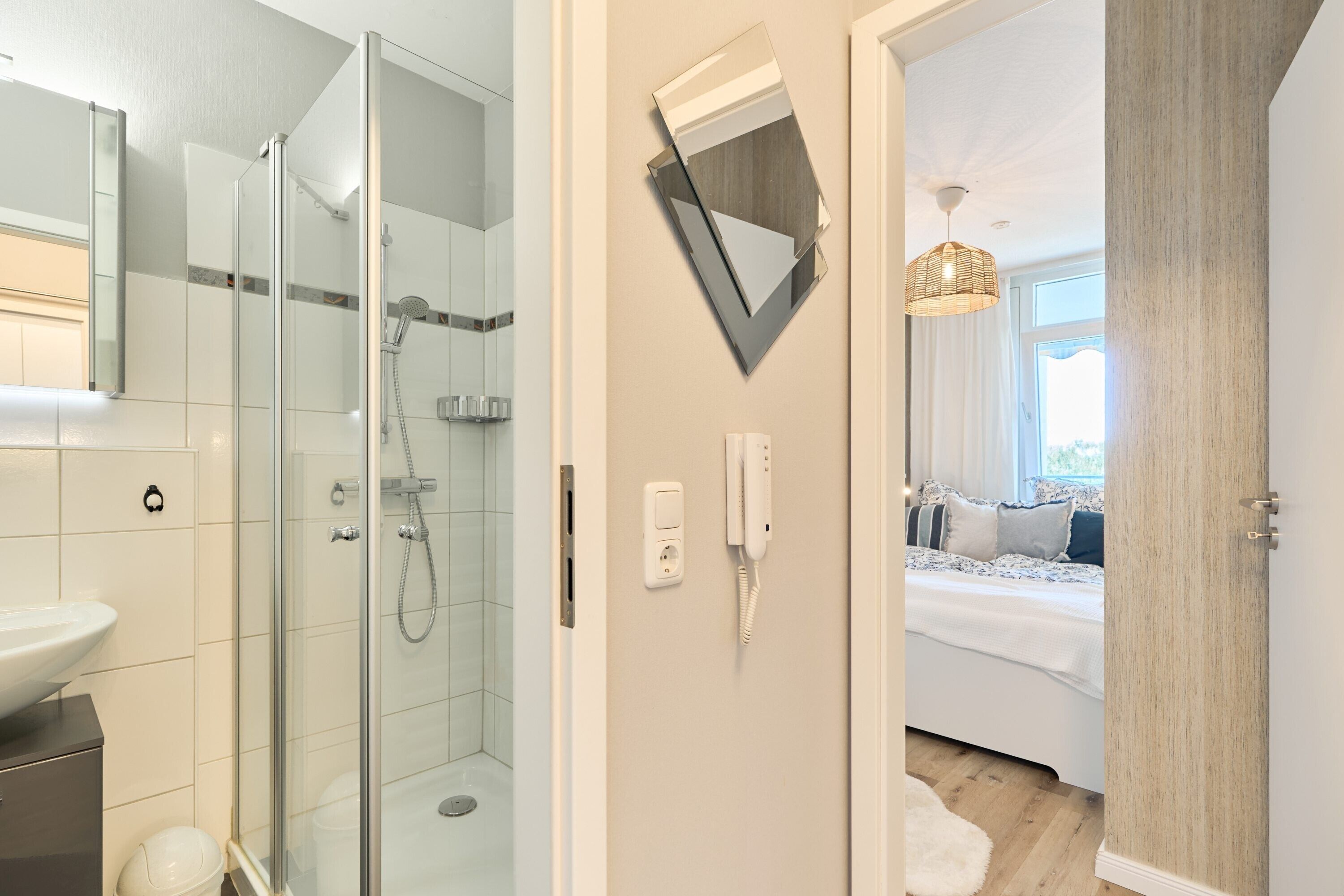 Een douche, een haardroger