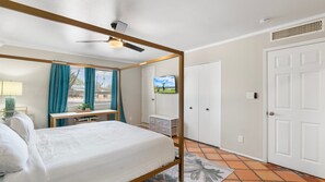 3 bedrooms, iron/ironing board, free WiFi