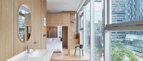A2 (Double Bed 2)