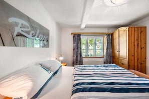 2 camere, ferro/asse da stiro, Wi-Fi gratuito, lenzuola