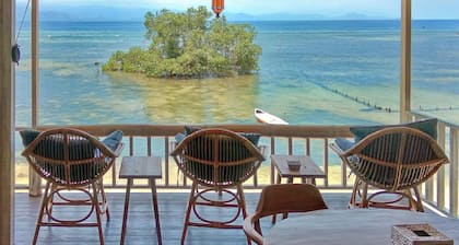 Lembo Lagoon Bungalows