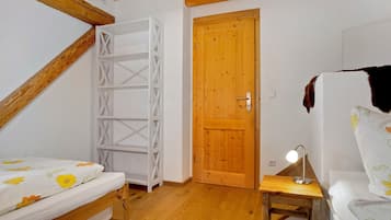 2 habitaciones y ropa de cama